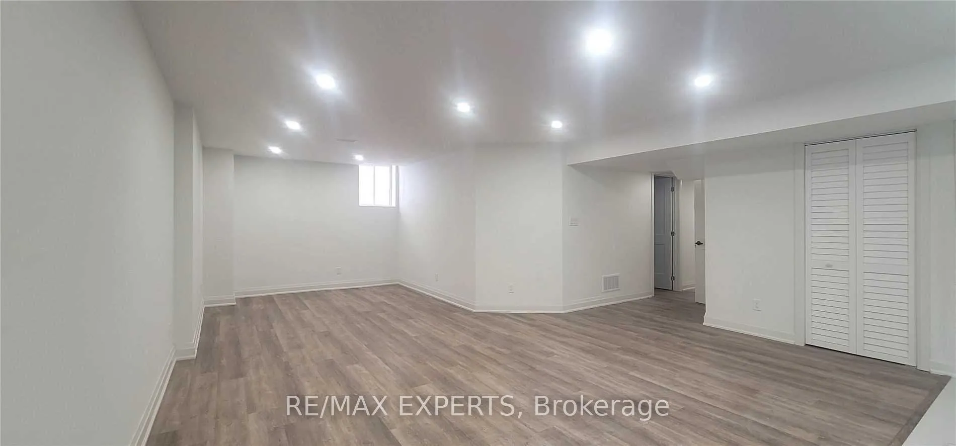 Photo 9 of Unit Bsmt, 159 Ross Vennare Crescent, Vaughan, Kleinburg — HOMEH