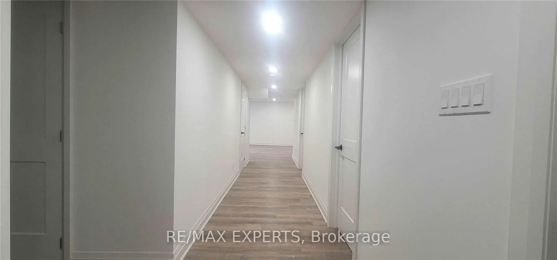 Photo 11 of Unit Bsmt, 159 Ross Vennare Crescent, Vaughan, Kleinburg — HOMEH