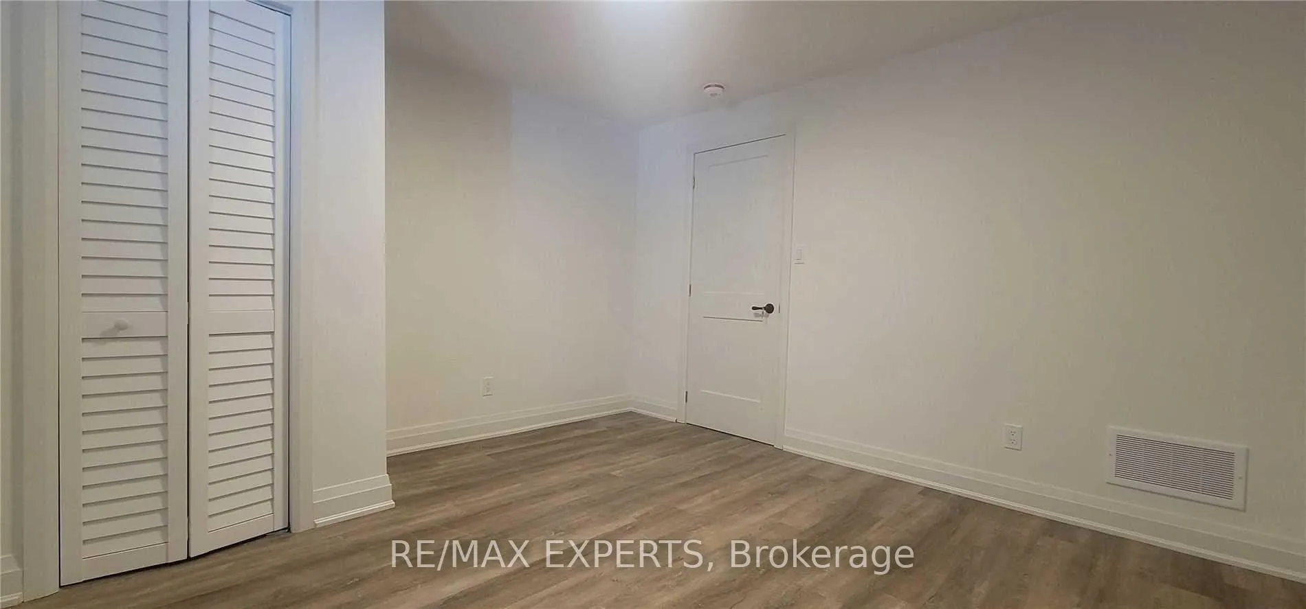 Photo 19 of Unit Bsmt, 159 Ross Vennare Crescent, Vaughan, Kleinburg — HOMEH