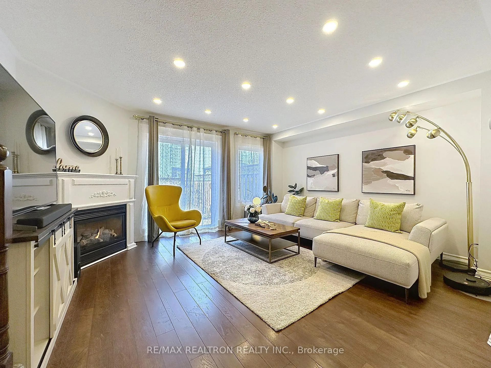 Photo 8 of 70 Bowler Street, Aurora, Bayview Wellington — HOMEH