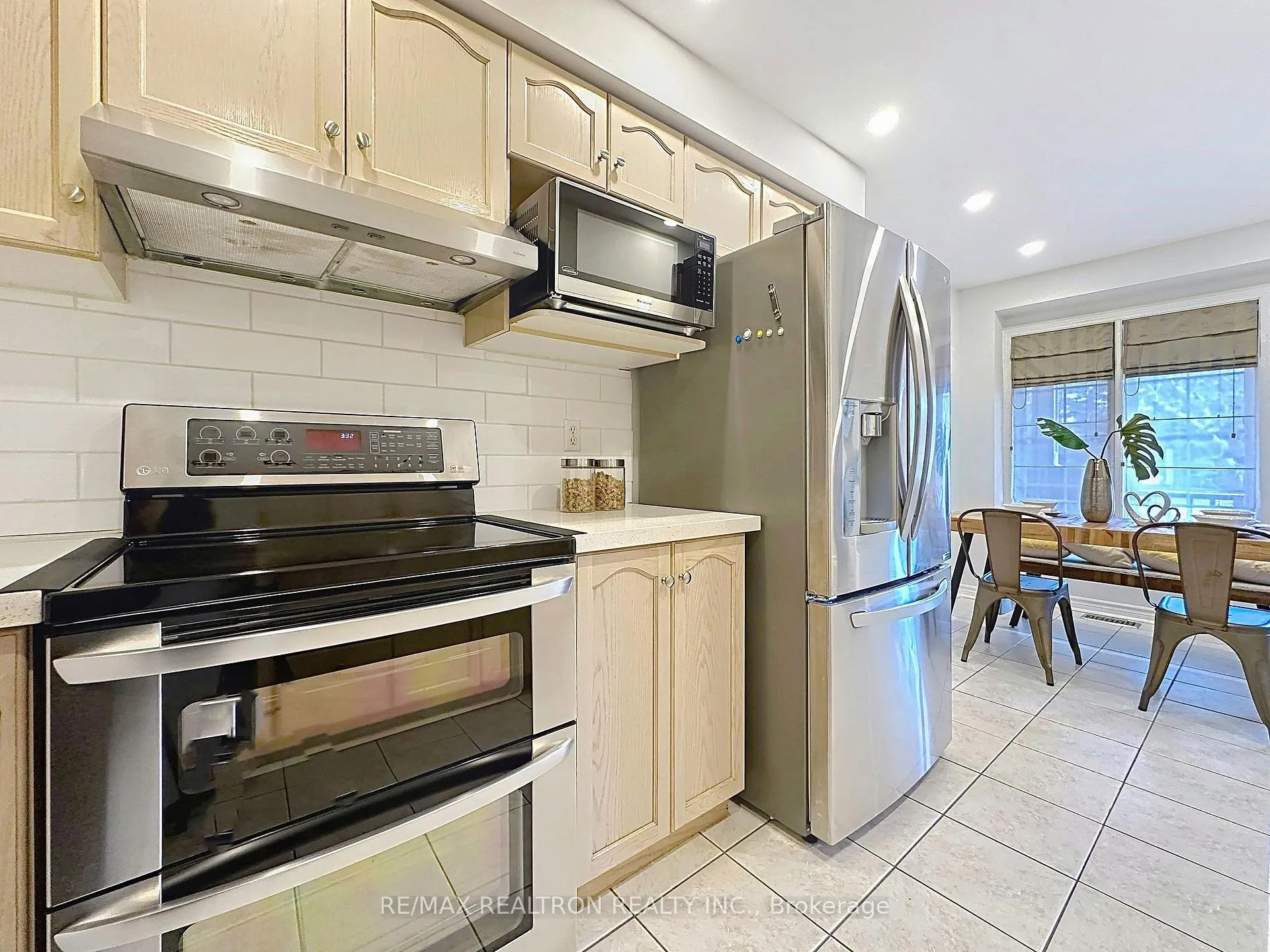 Photo 16 of 70 Bowler Street, Aurora, Bayview Wellington — HOMEH