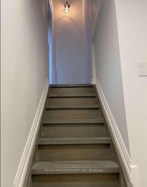 Photo 4 of 1356 Pape Avenue, Toronto, Broadview North — HOMEH