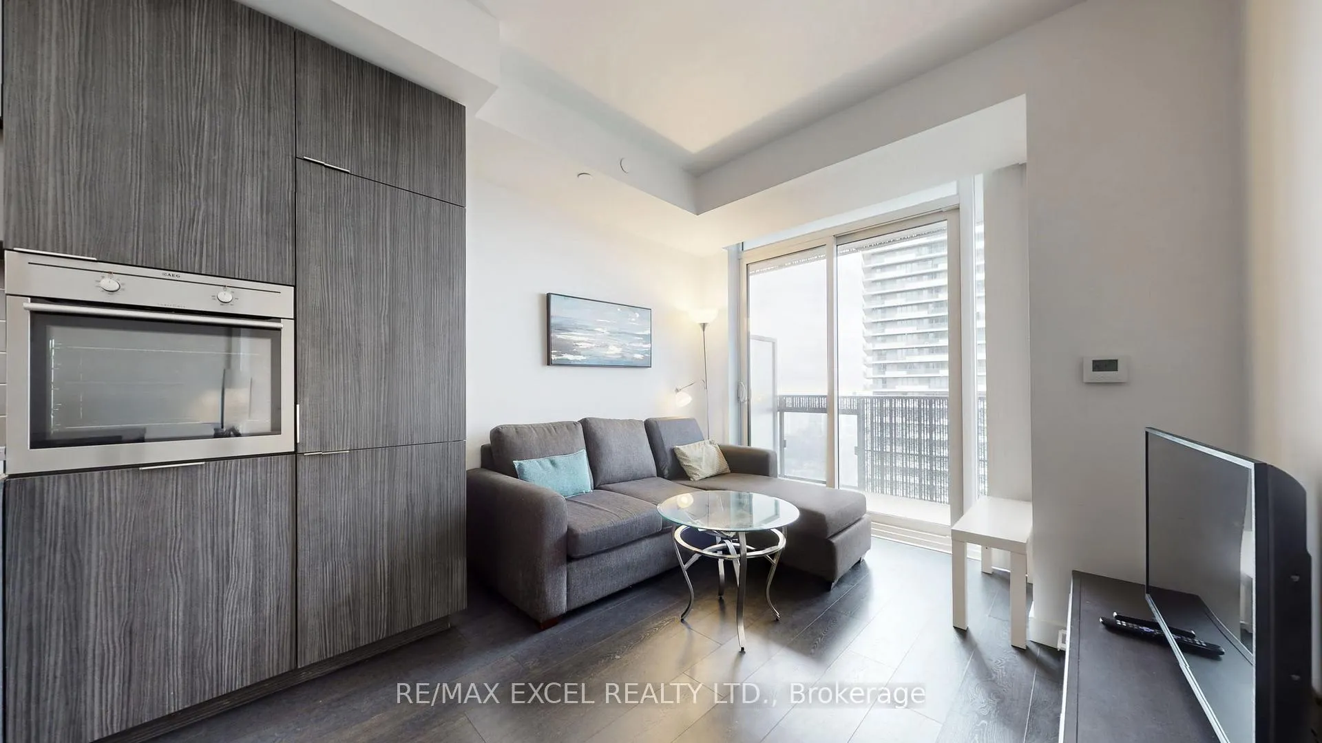 Photo 7 of Unit 2701, 8 Eglinton Avenue E, Toronto, Mount Pleasant West — HOMEH