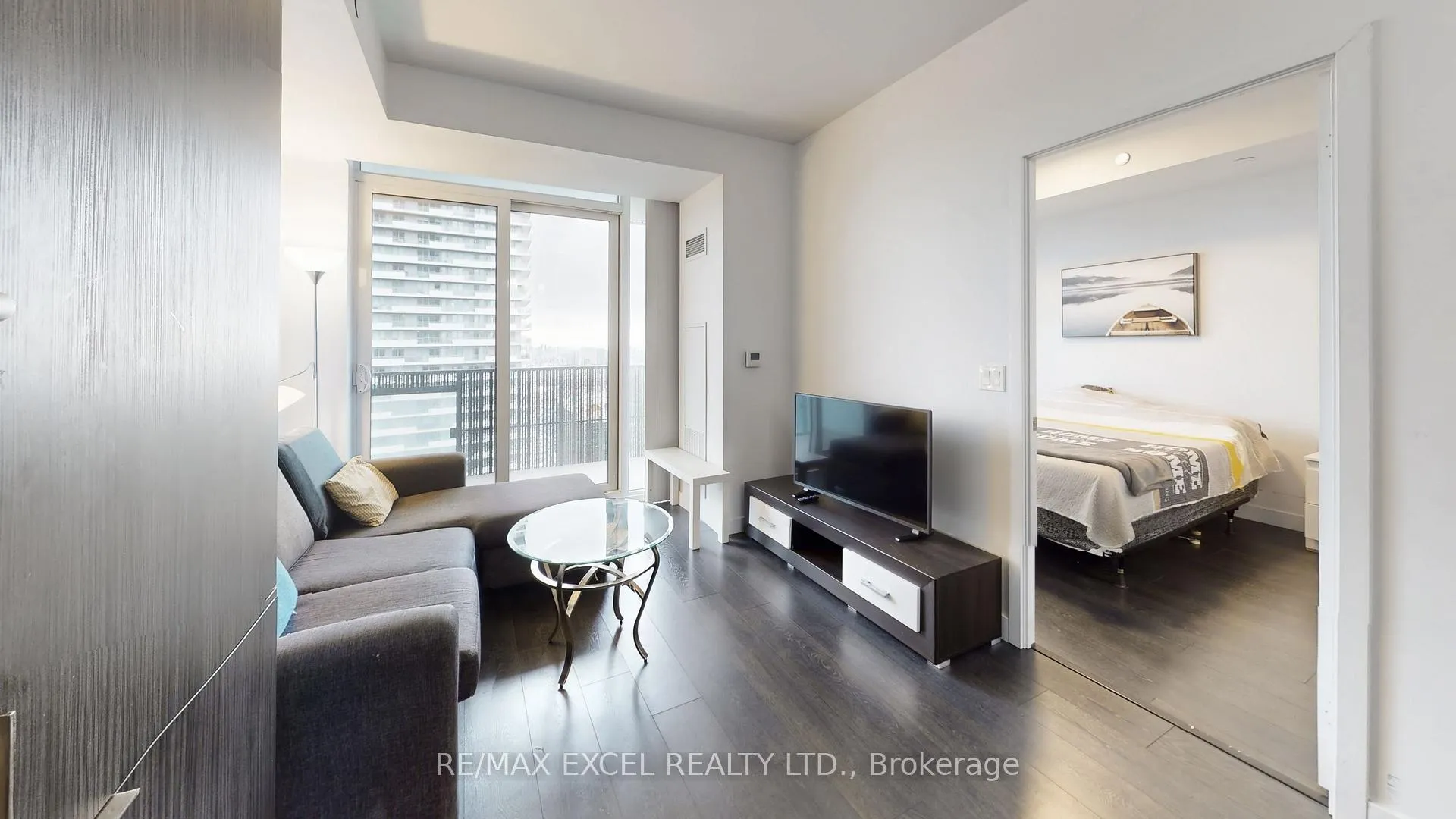 Photo 9 of Unit 2701, 8 Eglinton Avenue E, Toronto, Mount Pleasant West — HOMEH