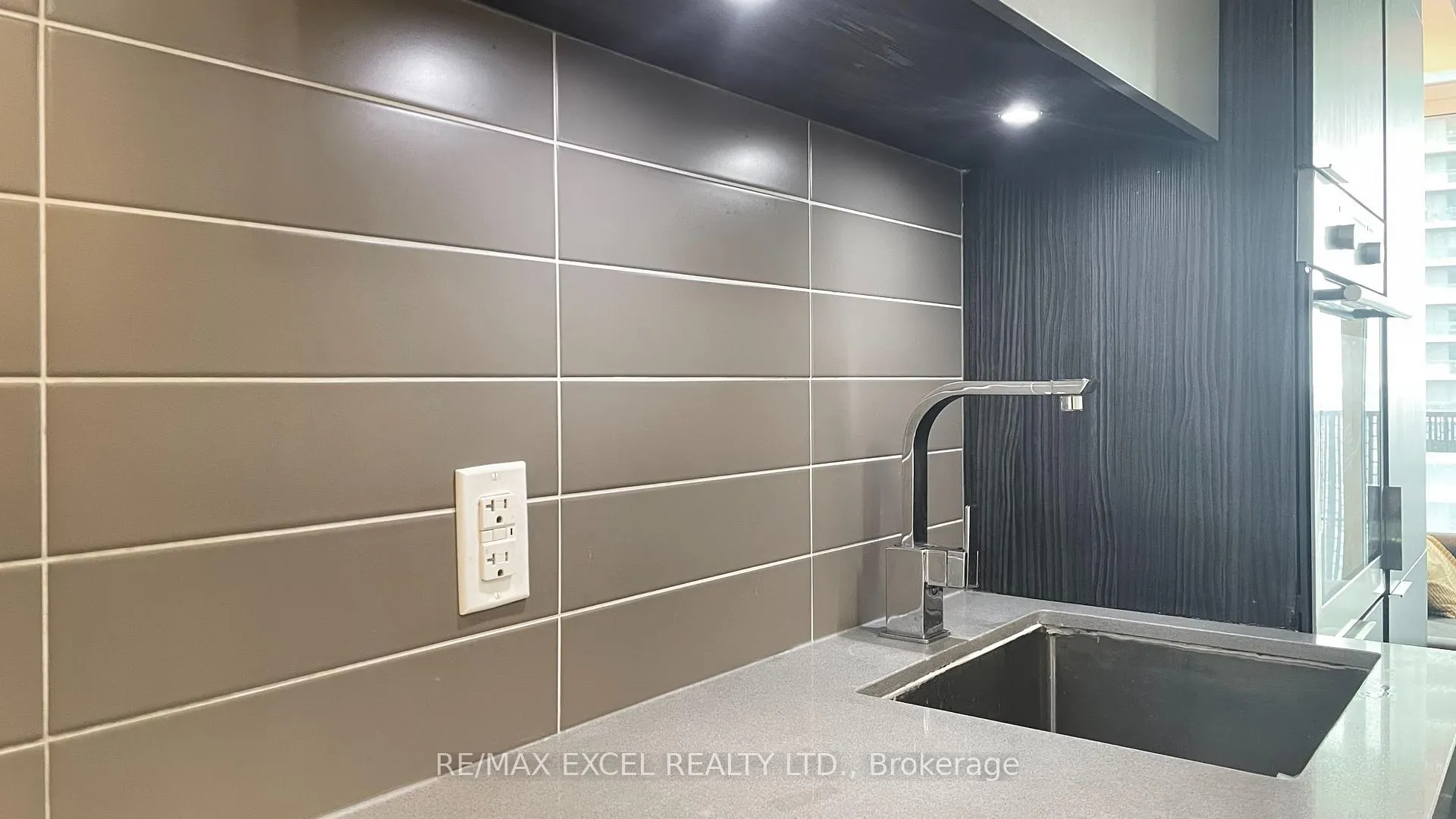 Photo 15 of Unit 2701, 8 Eglinton Avenue E, Toronto, Mount Pleasant West — HOMEH