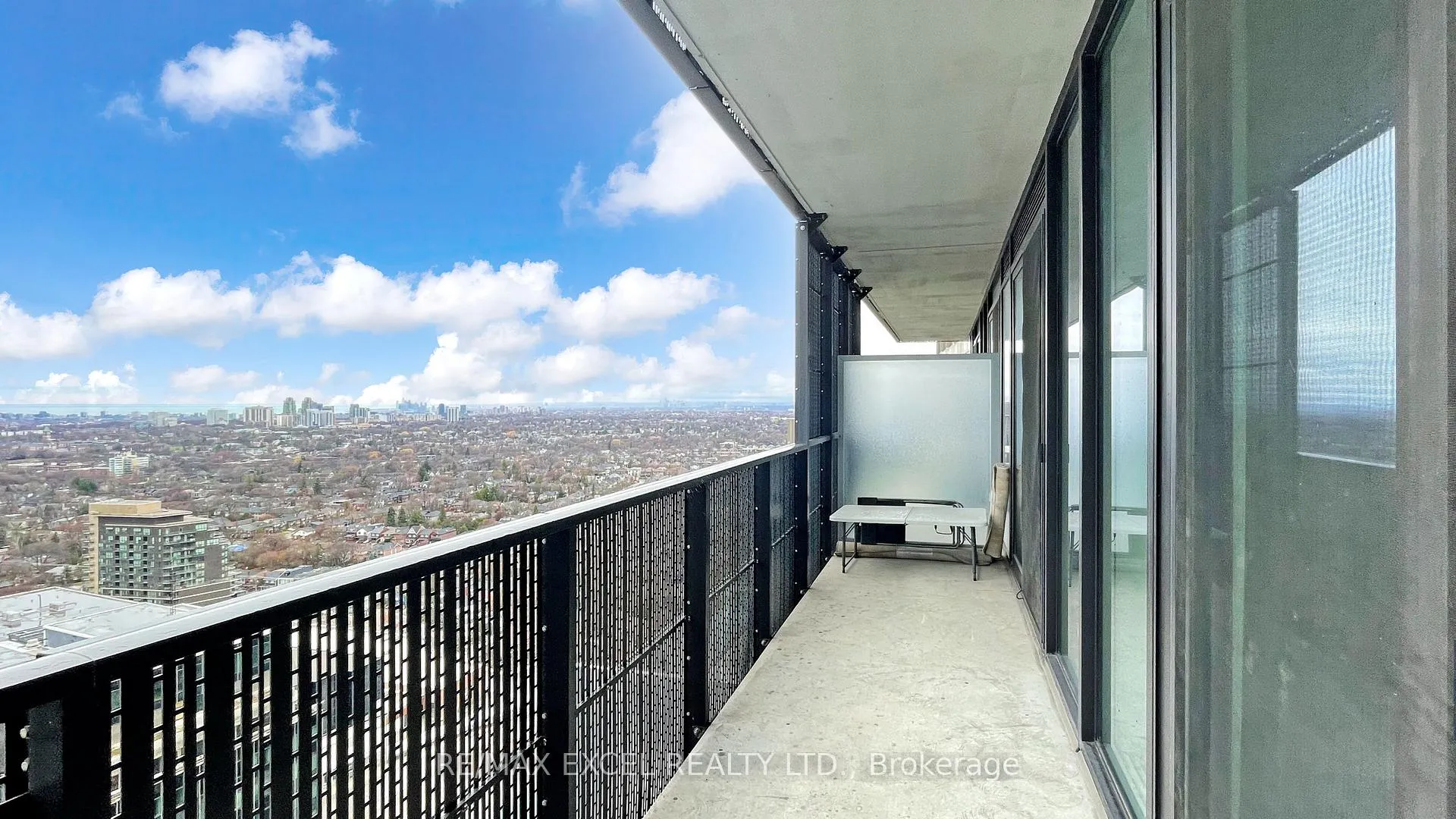 Photo 23 of Unit 2701, 8 Eglinton Avenue E, Toronto, Mount Pleasant West — HOMEH