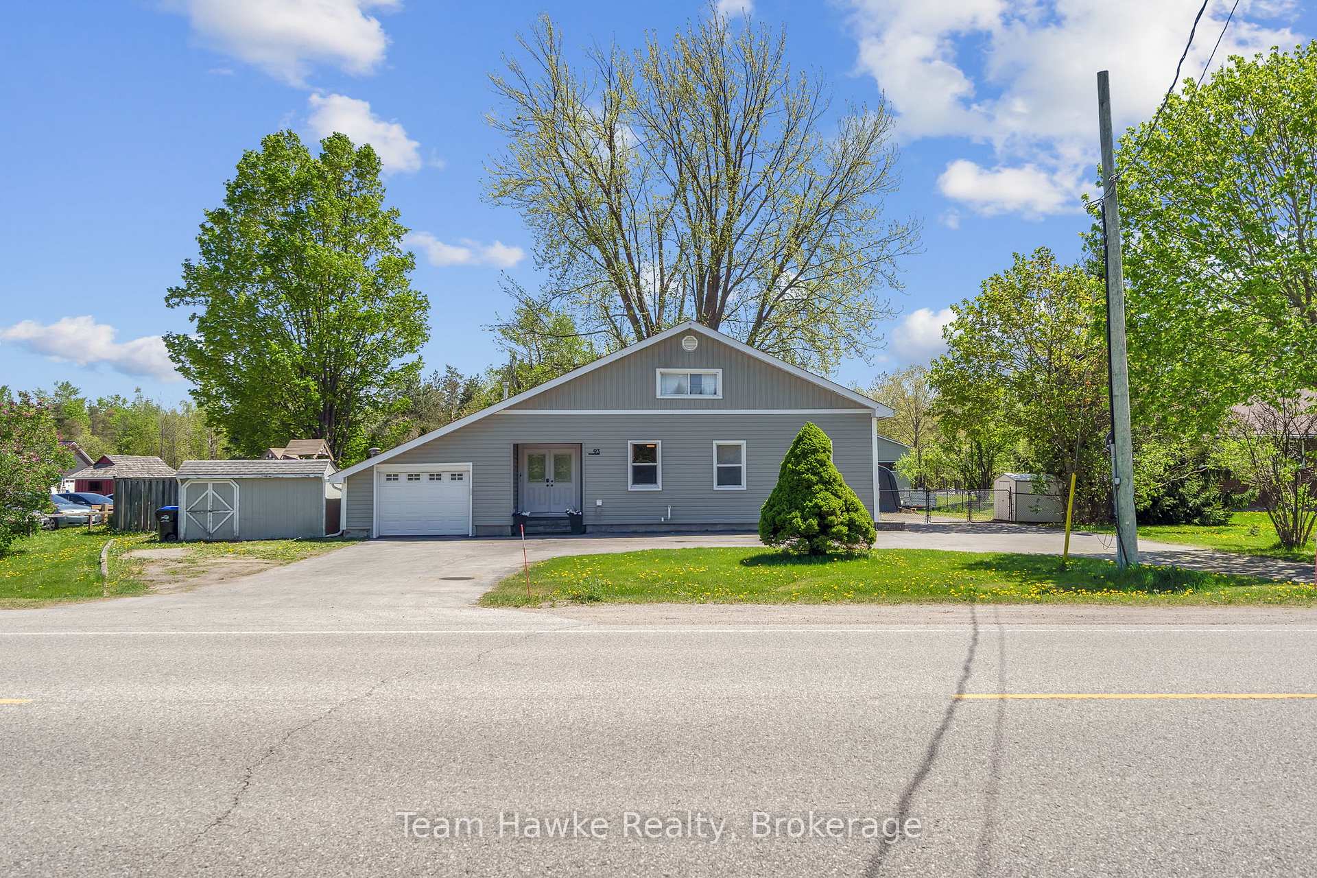 Photo 1 of 93 Balm Beach Road E, Tiny, Rural Tiny — HOMEH