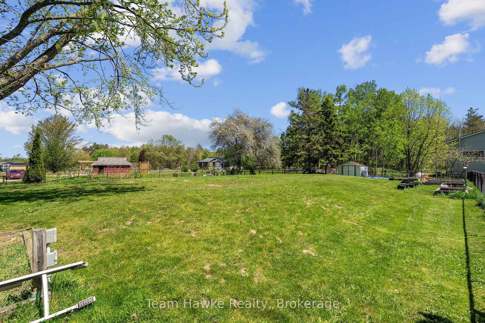 Photo 42 of 93 Balm Beach Road E, Tiny, Rural Tiny — HOMEH