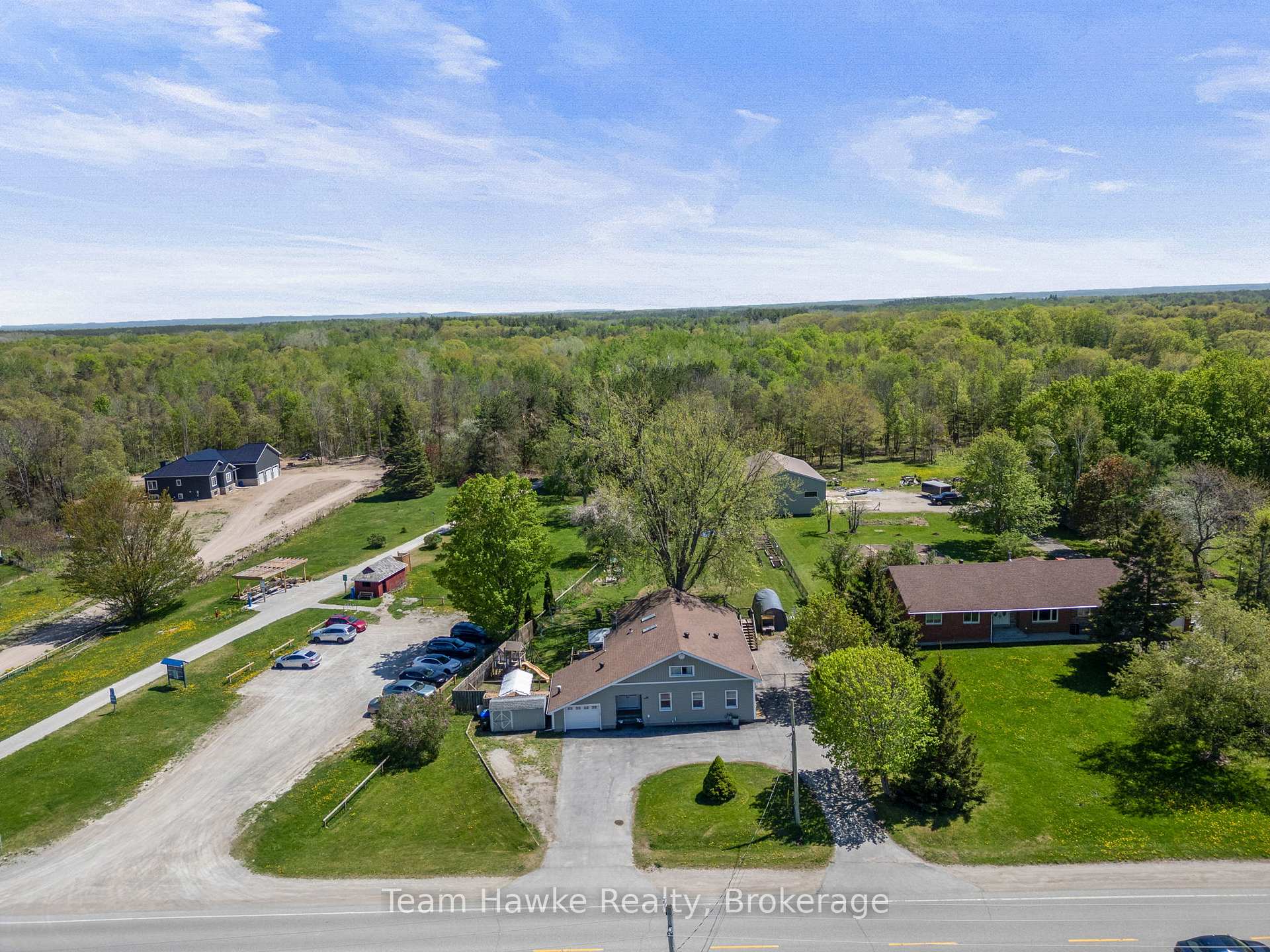 Photo 48 of 93 Balm Beach Road E, Tiny, Rural Tiny — HOMEH