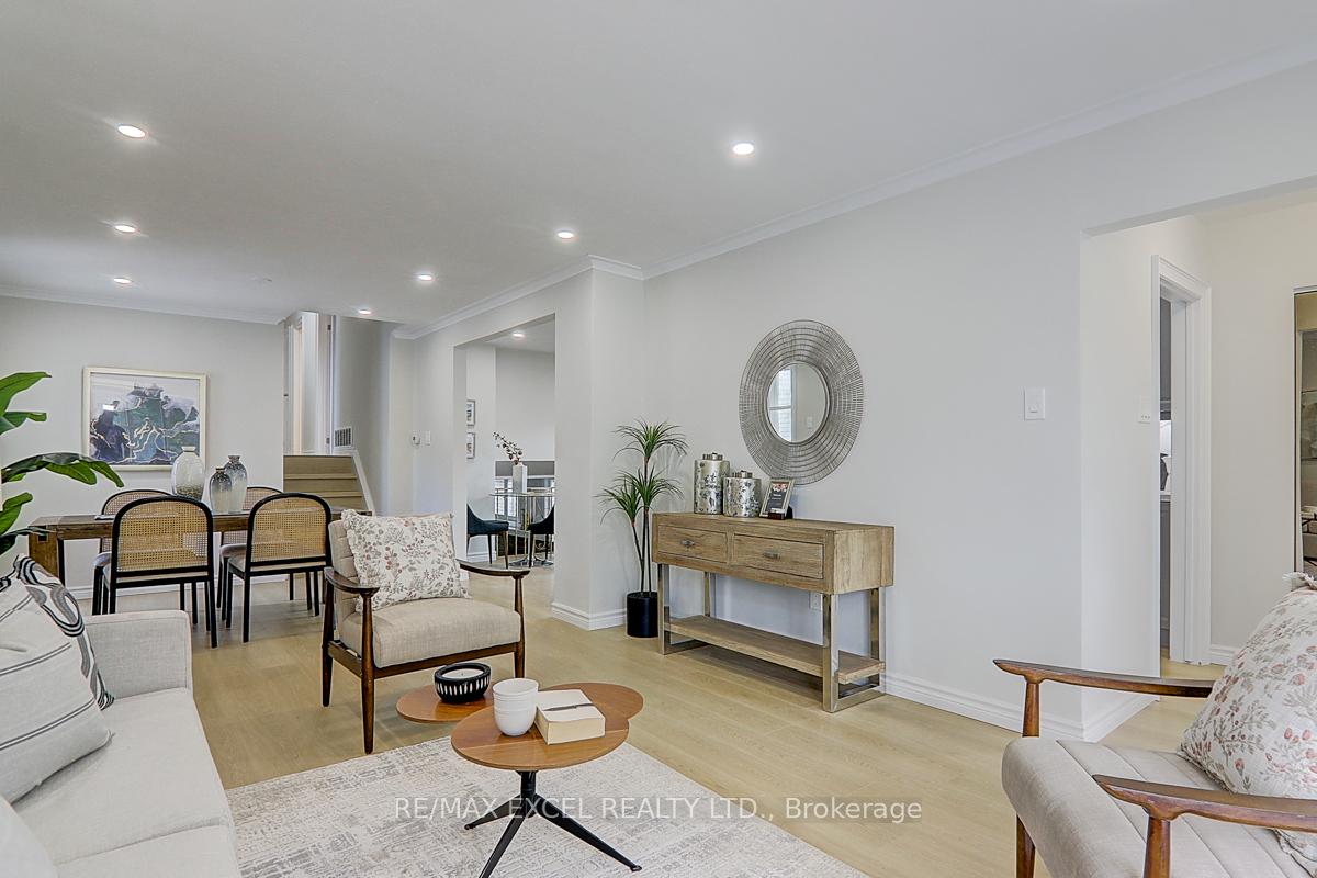 Photo 10 of 121 Amberjack Boulevard, Scarborough, Woburn — HOMEH