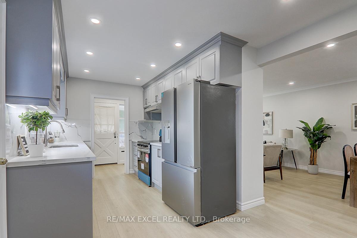 Photo 16 of 121 Amberjack Boulevard, Scarborough, Woburn — HOMEH