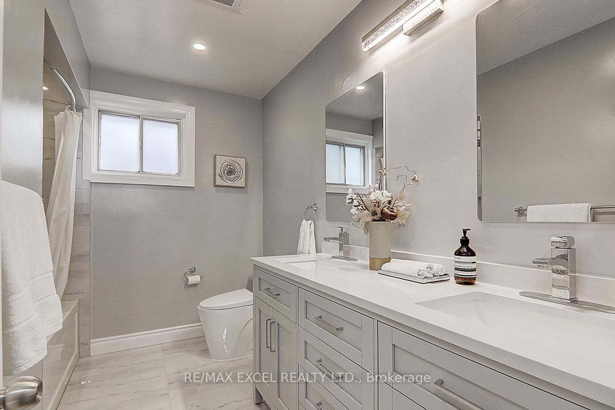 Photo 25 of 121 Amberjack Boulevard, Scarborough, Woburn — HOMEH