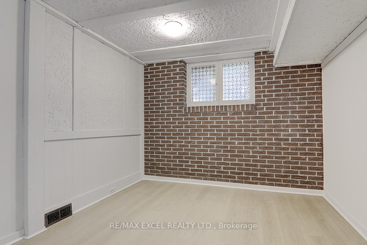 Photo 34 of 121 Amberjack Boulevard, Scarborough, Woburn — HOMEH