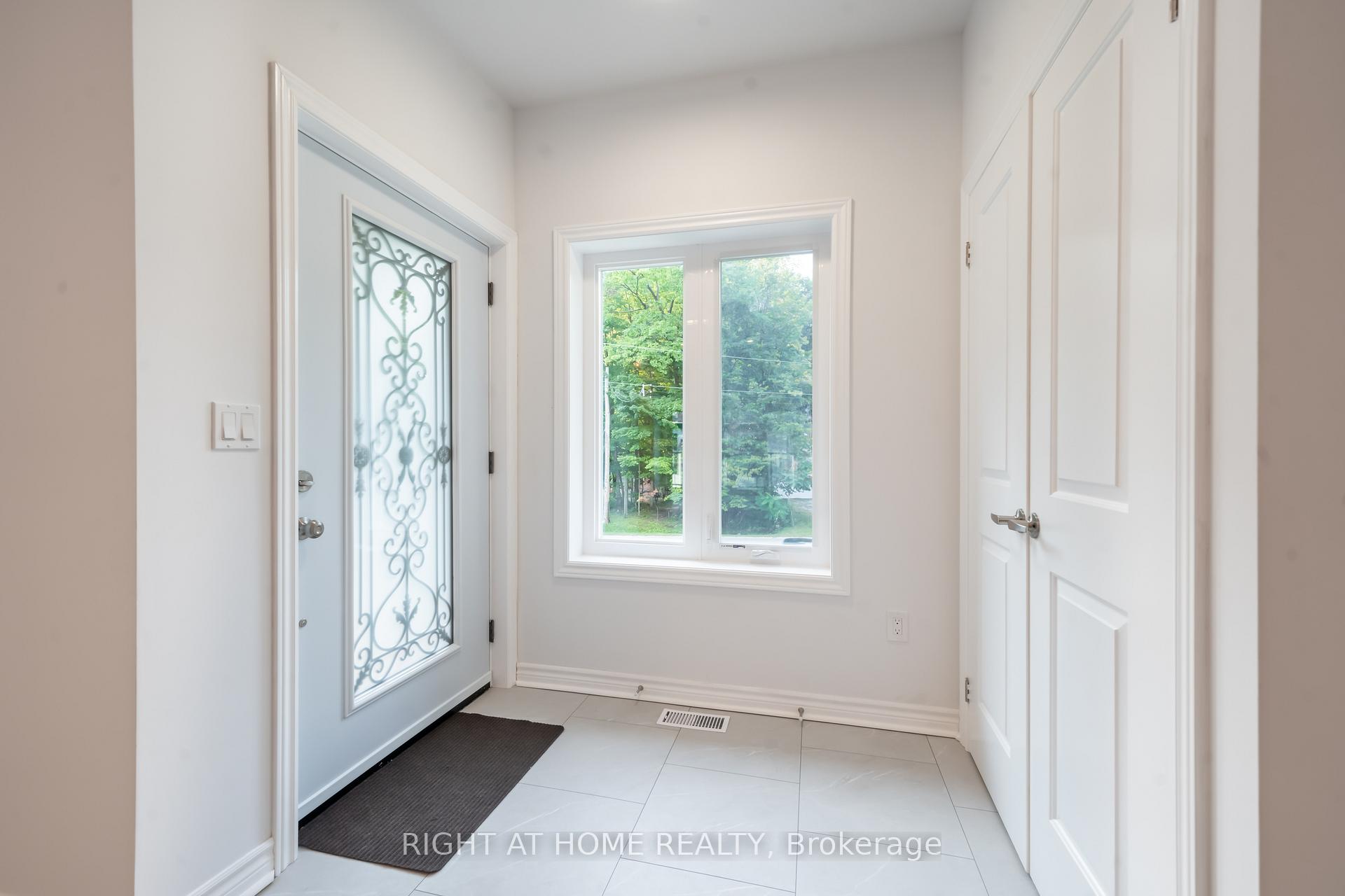 Front of 50 Breithaupt Crescent