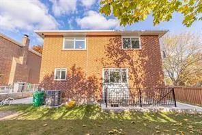 Photo 9 of 54 Richvale Drive, Brampton, Heart Lake East — HOMEH