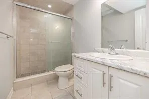 Photo 10 of 54 Richvale Drive, Brampton, Heart Lake East — HOMEH