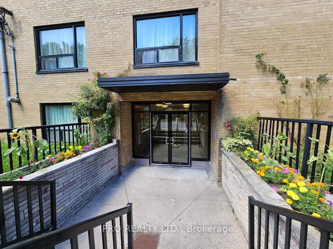 Photo 4 of Unit 102, 20 Cosburn Avenue, Toronto, Broadview North — HOMEH