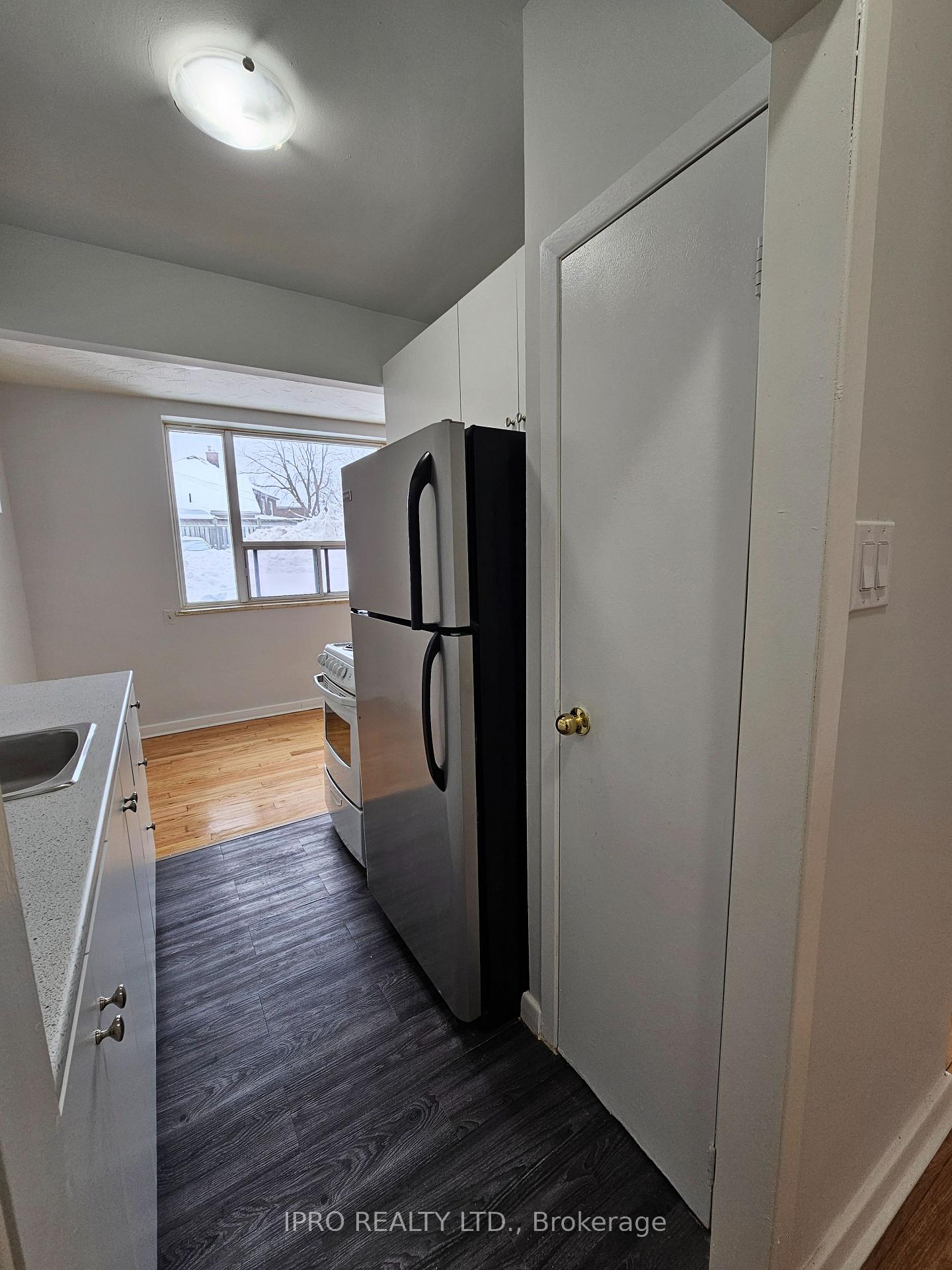 Photo 10 of Unit 102, 20 Cosburn Avenue, Toronto, Broadview North — HOMEH