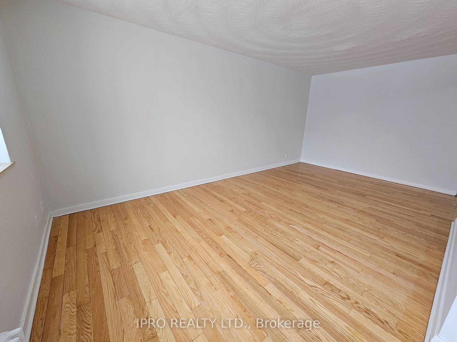 Photo 16 of Unit 102, 20 Cosburn Avenue, Toronto, Broadview North — HOMEH