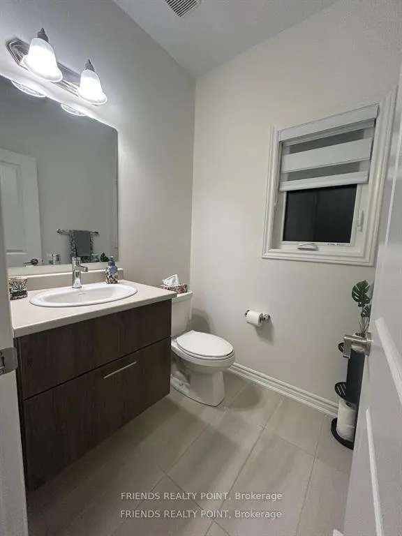 Photo 10 of 145 Shepherd Drive, Barrie, Rural Barrie Southeast — HOMEH