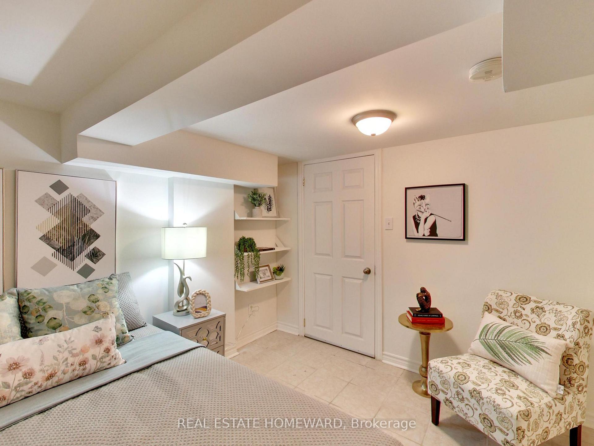 Photo 27 of 186 Chisholm Avenue, Toronto, Woodbine-Lumsden — HOMEH