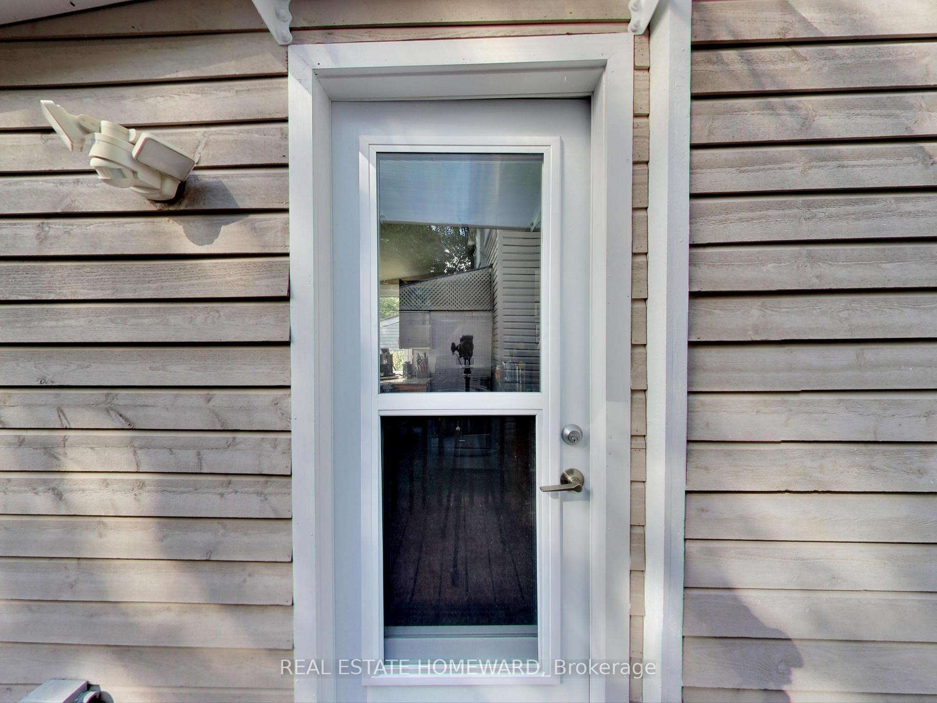 Photo 34 of 186 Chisholm Avenue, Toronto, Woodbine-Lumsden — HOMEH