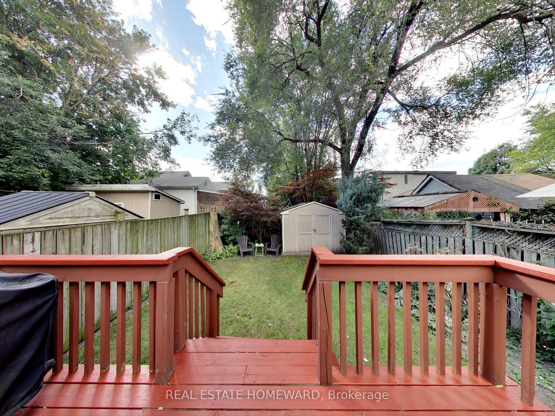 Photo 37 of 186 Chisholm Avenue, Toronto, Woodbine-Lumsden — HOMEH