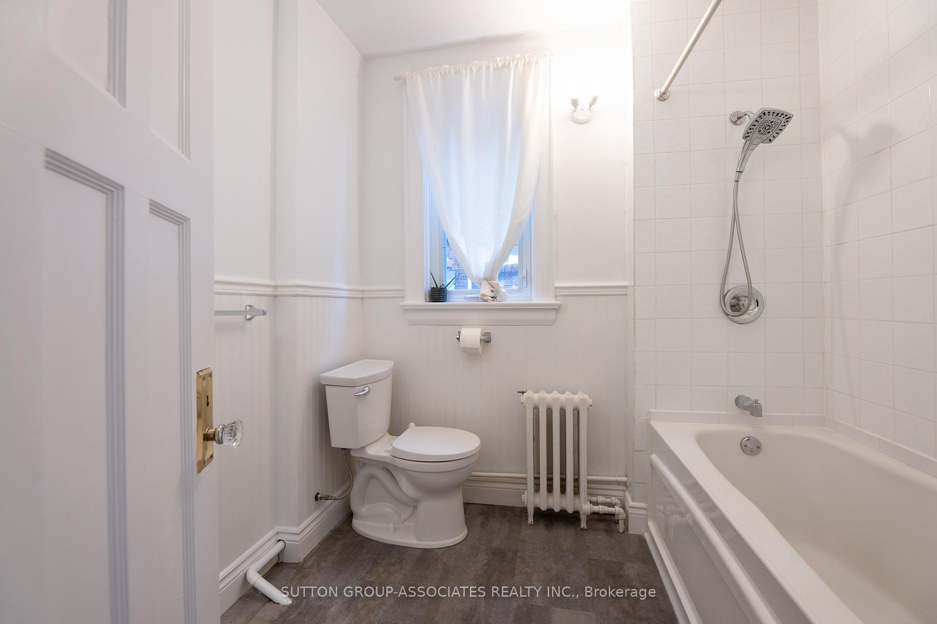 Photo 11 of 120 Maplewood Avenue, Toronto, Humewood-Cedarvale — HOMEH