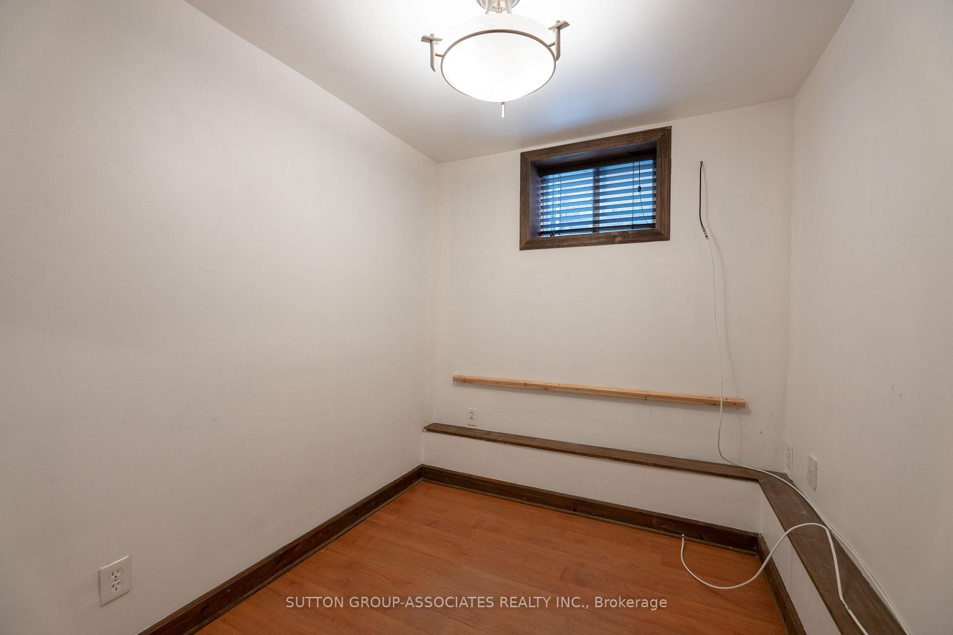 Photo 19 of 120 Maplewood Avenue, Toronto, Humewood-Cedarvale — HOMEH