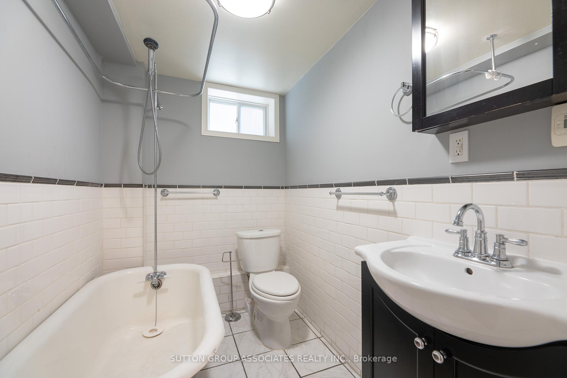 Photo 20 of 120 Maplewood Avenue, Toronto, Humewood-Cedarvale — HOMEH