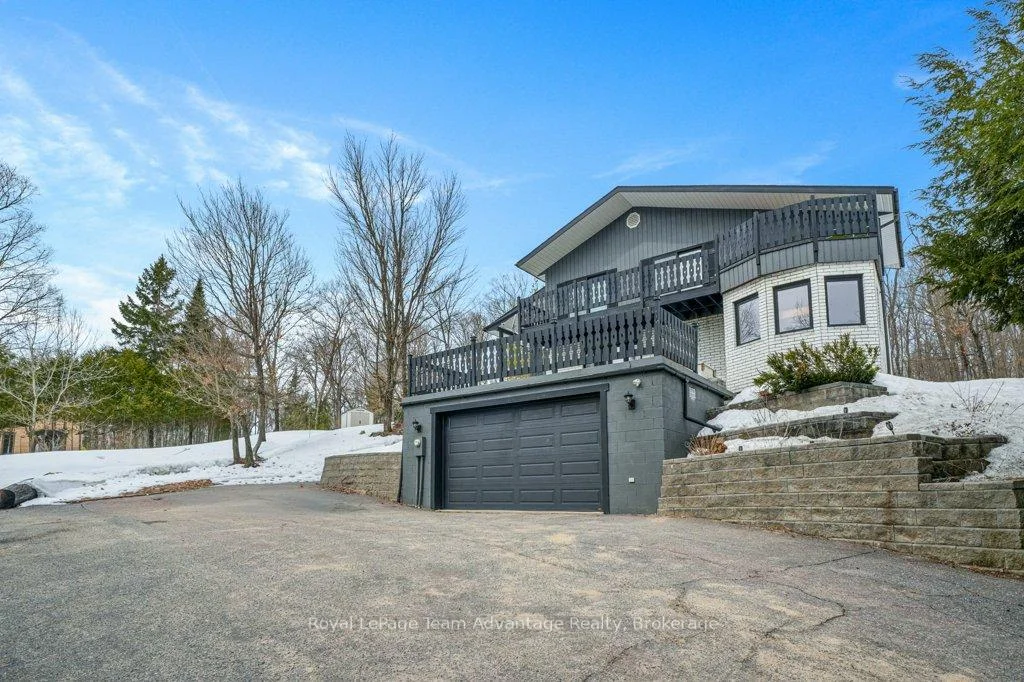 Photo 2 of 12 Taylor Crescent, McDougall — HOMEH