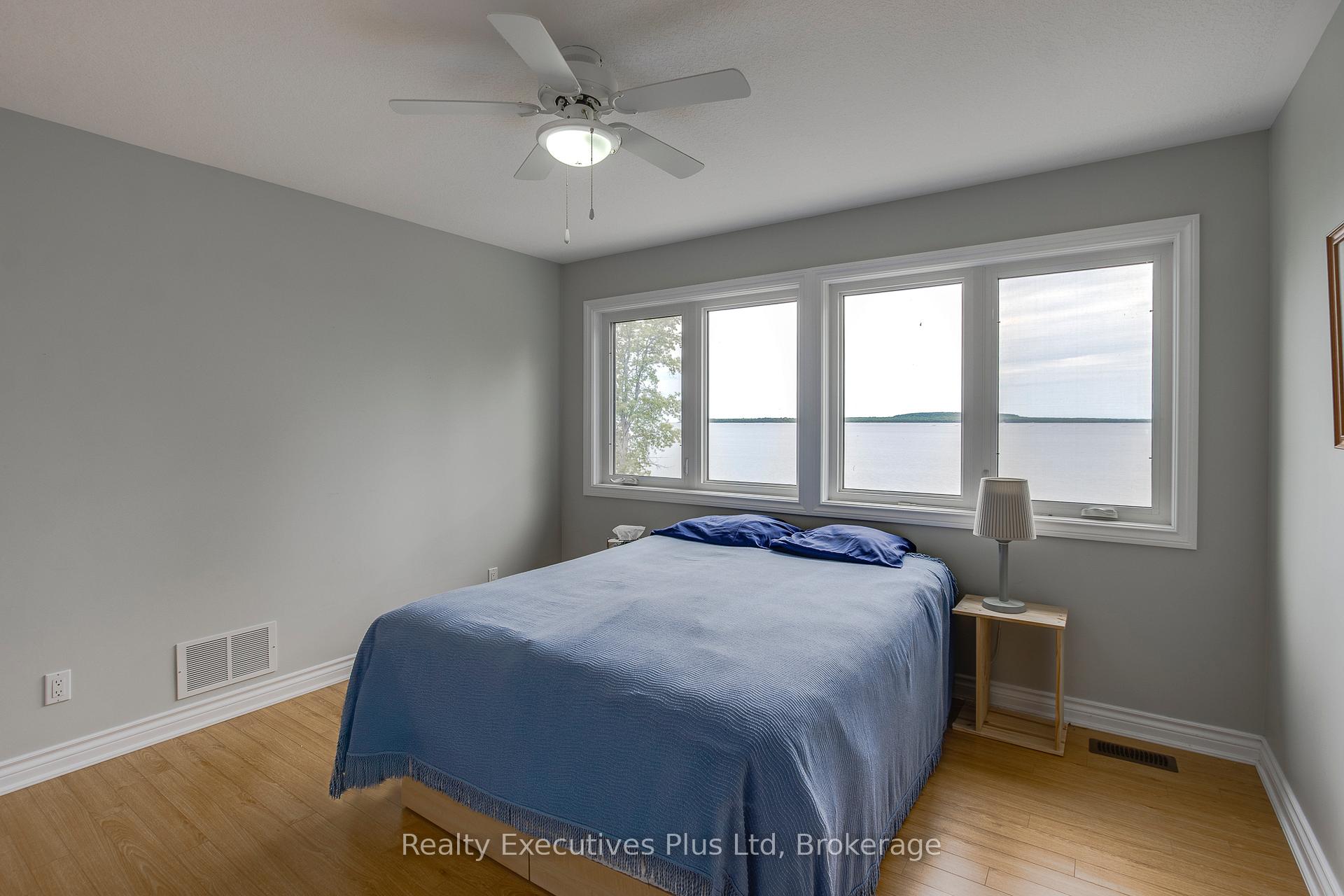 Photo 27 of 29 Iroquois Crescent, Tiny, Rural Tiny — HOMEH