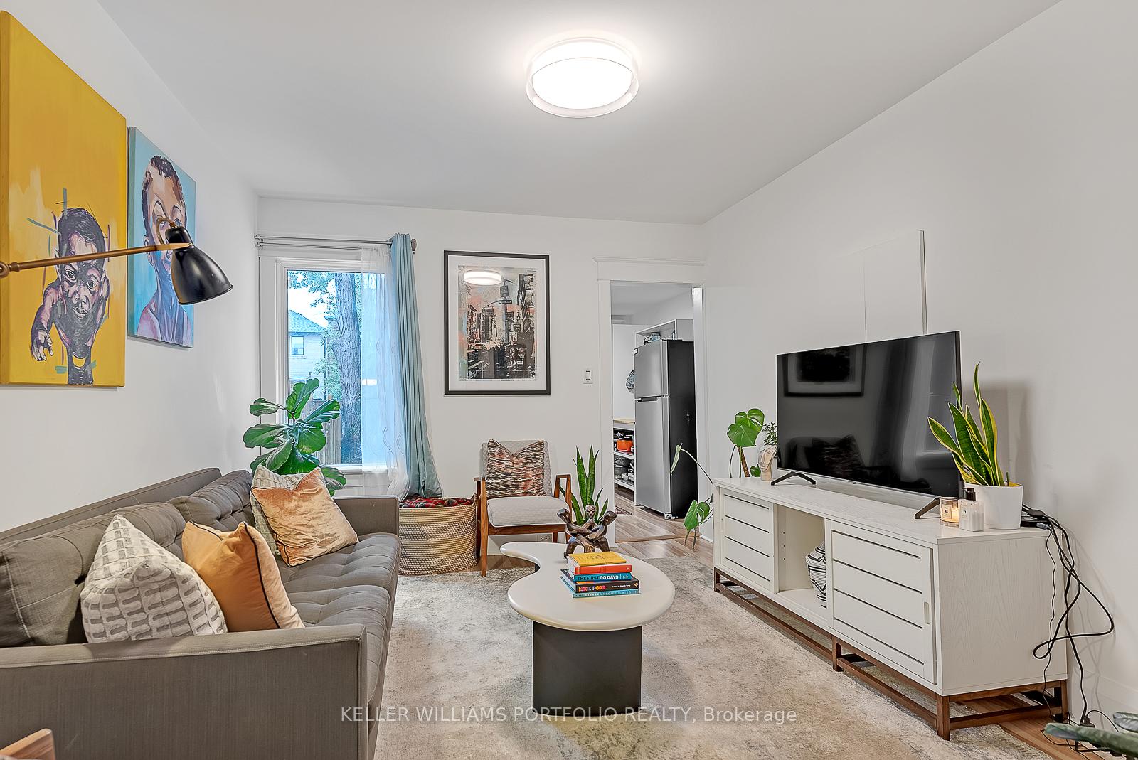 Photo 11 of 27 Rosevear Avenue, Toronto, Crescent Town — HOMEH