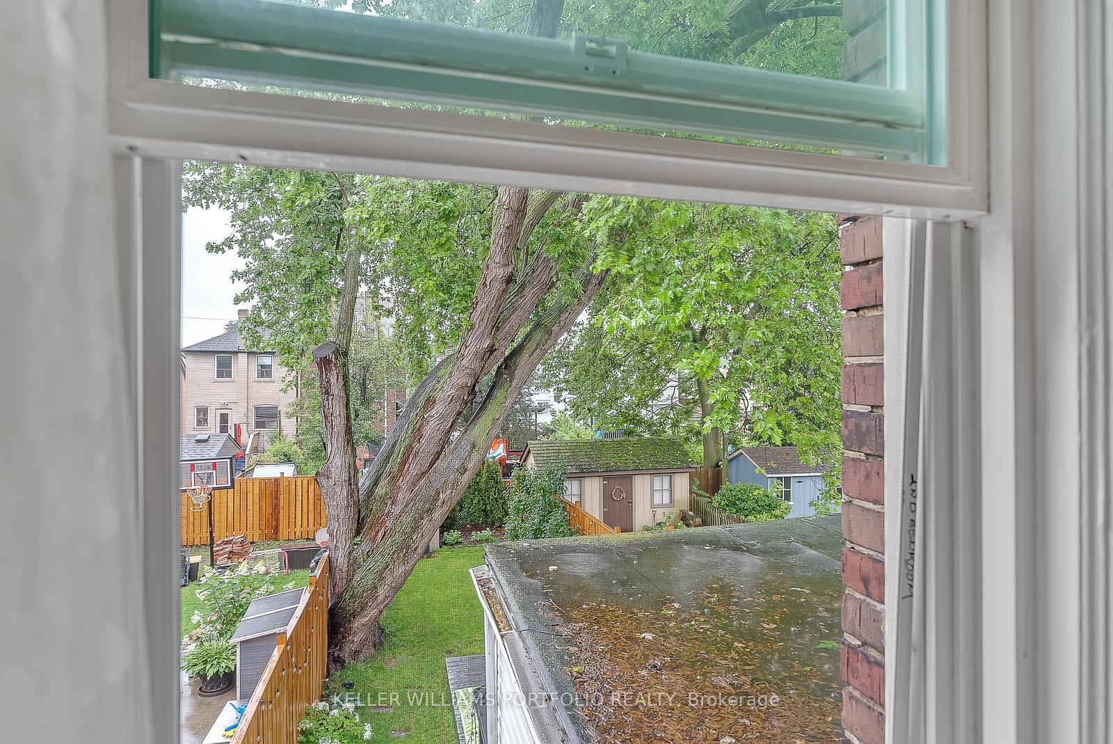 Photo 30 of 27 Rosevear Avenue, Toronto, Crescent Town — HOMEH