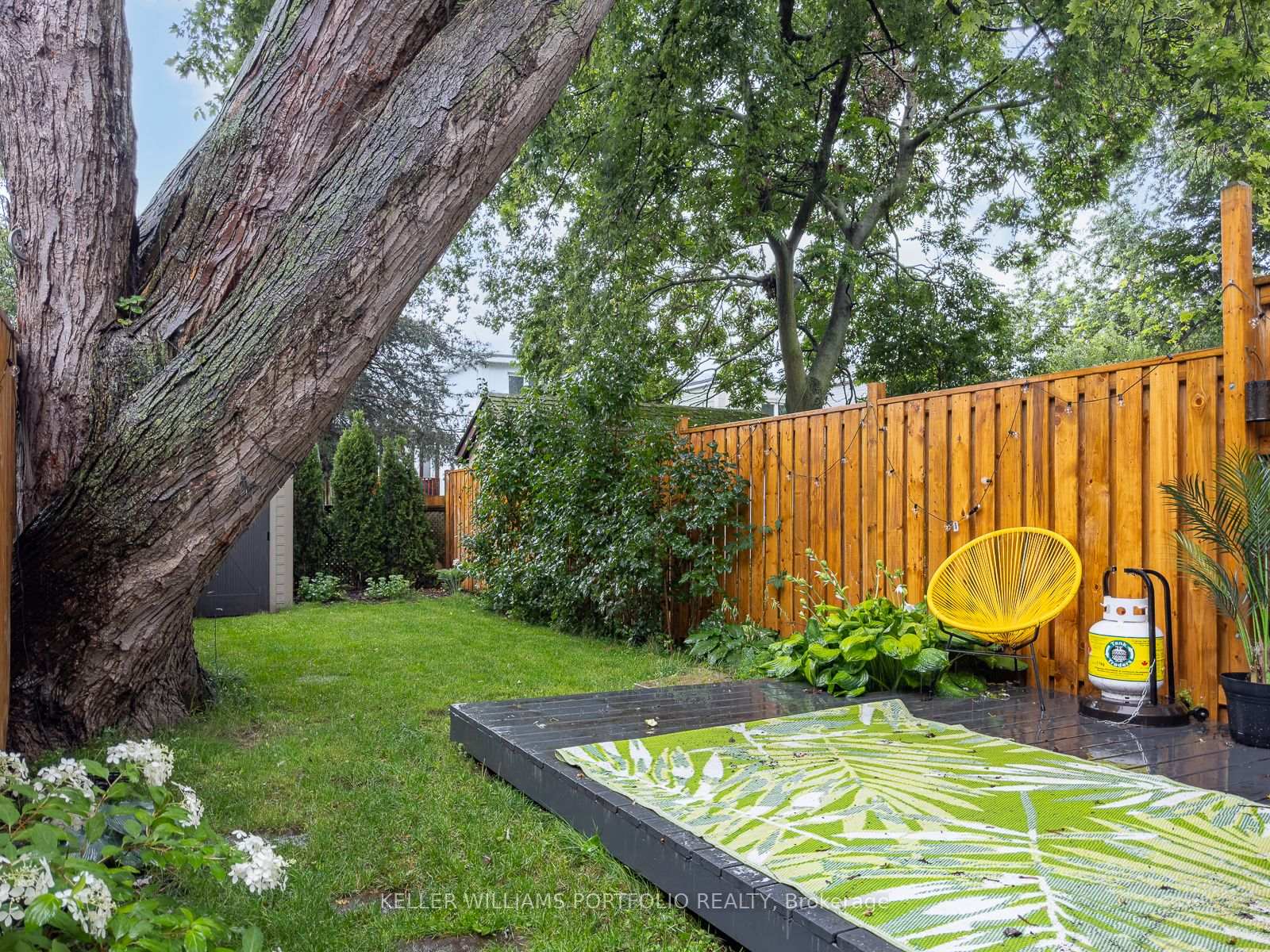 Photo 36 of 27 Rosevear Avenue, Toronto, Crescent Town — HOMEH