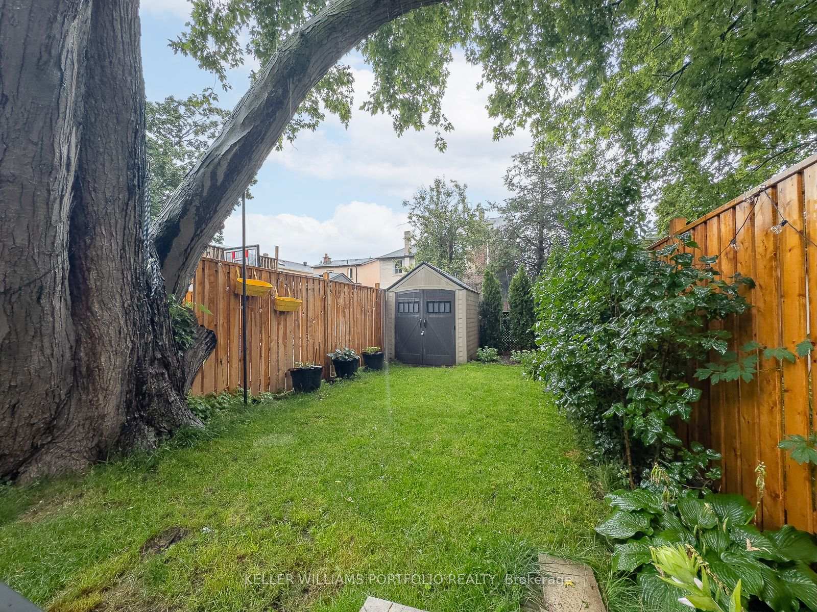 Photo 38 of 27 Rosevear Avenue, Toronto, Crescent Town — HOMEH