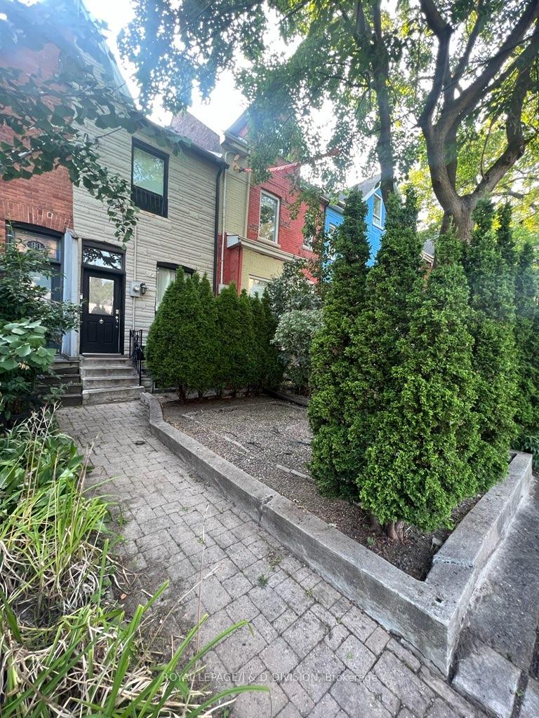 Photo 1 of 92 Massey Street, Toronto, Niagara — HOMEH