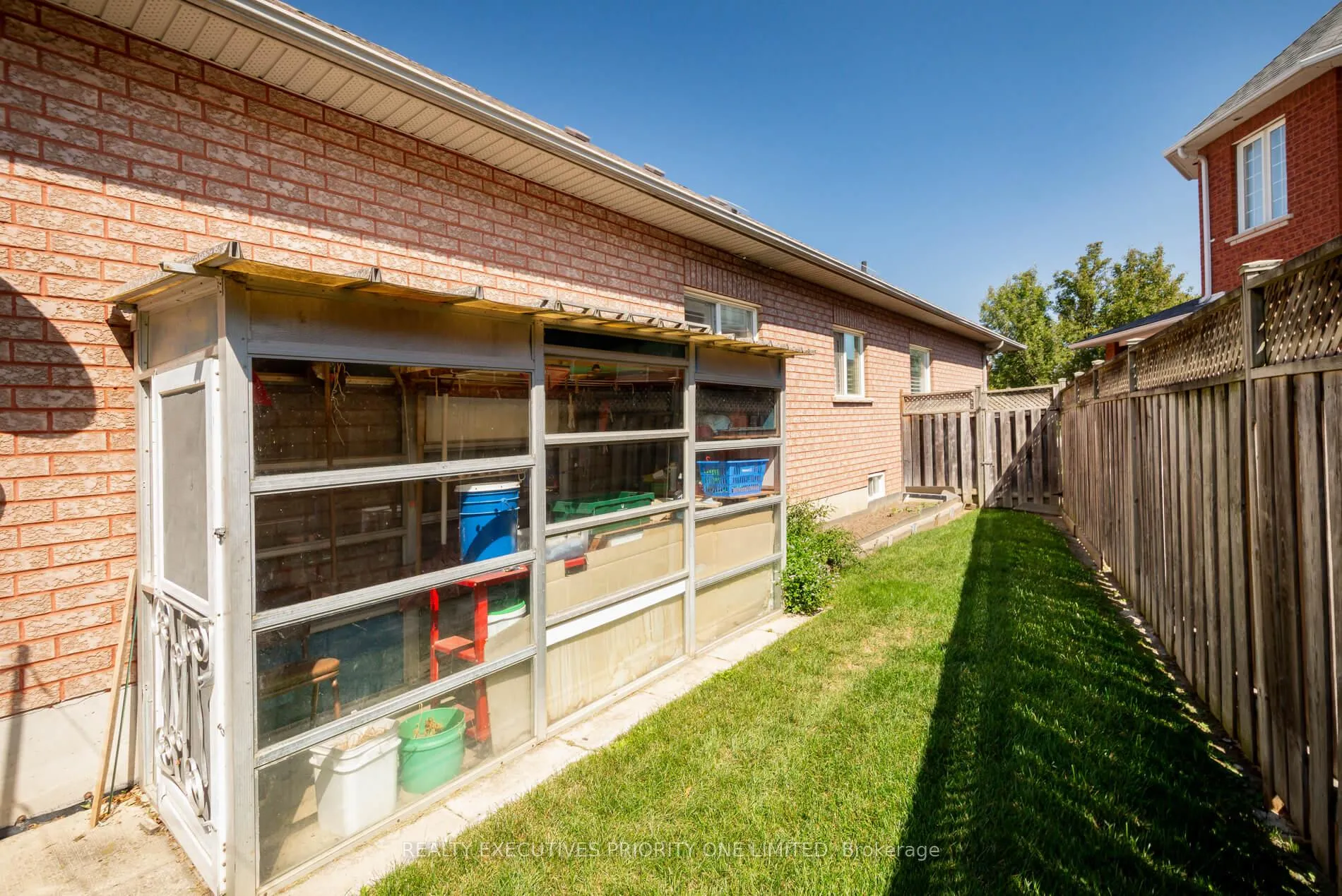 Photo 27 of 64 Brasswinds Court, Vaughan, West Woodbridge — HOMEH