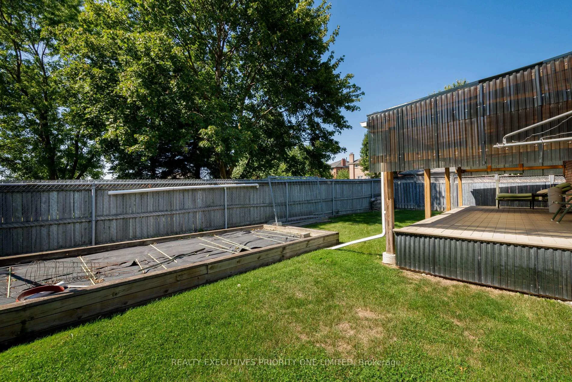 Photo 28 of 64 Brasswinds Court, Vaughan, West Woodbridge — HOMEH