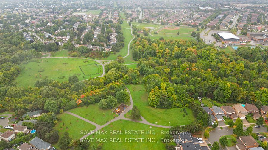 Photo 76 of 181 Sunforest Drive, Brampton, Heart Lake West — HOMEH