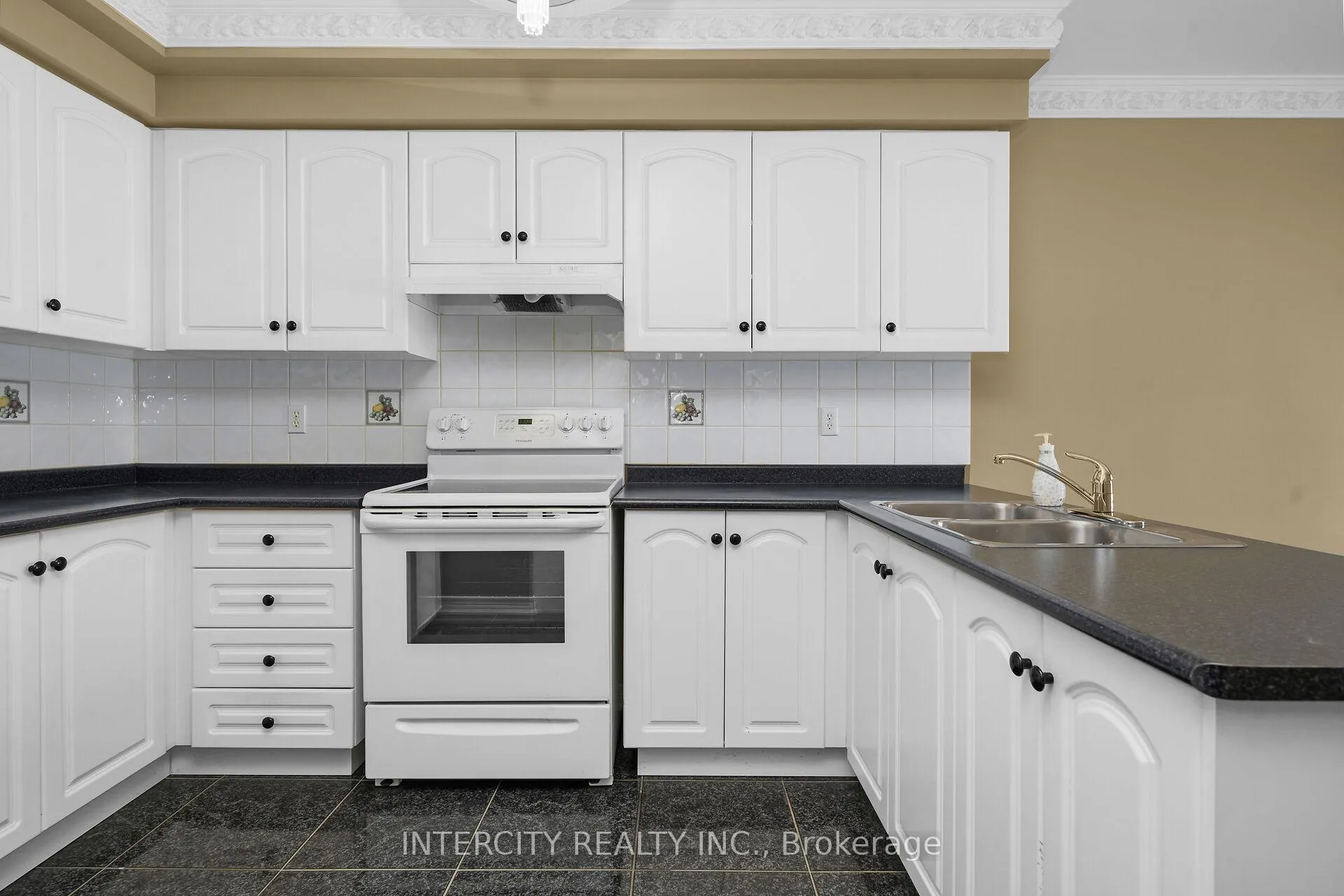Photo 11 of 6 Noble Prince Place, Vaughan, Sonoma Heights — HOMEH
