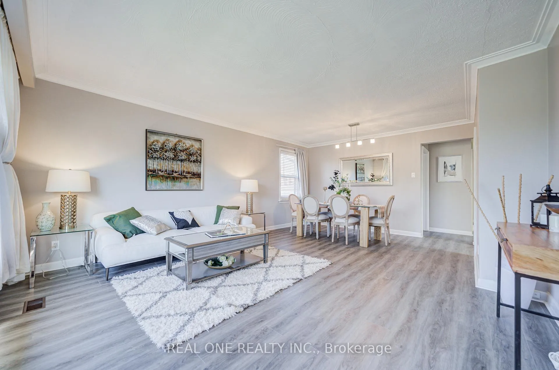 Photo 9 of 73 Farmbrook Road, Scarborough, Woburn — HOMEH