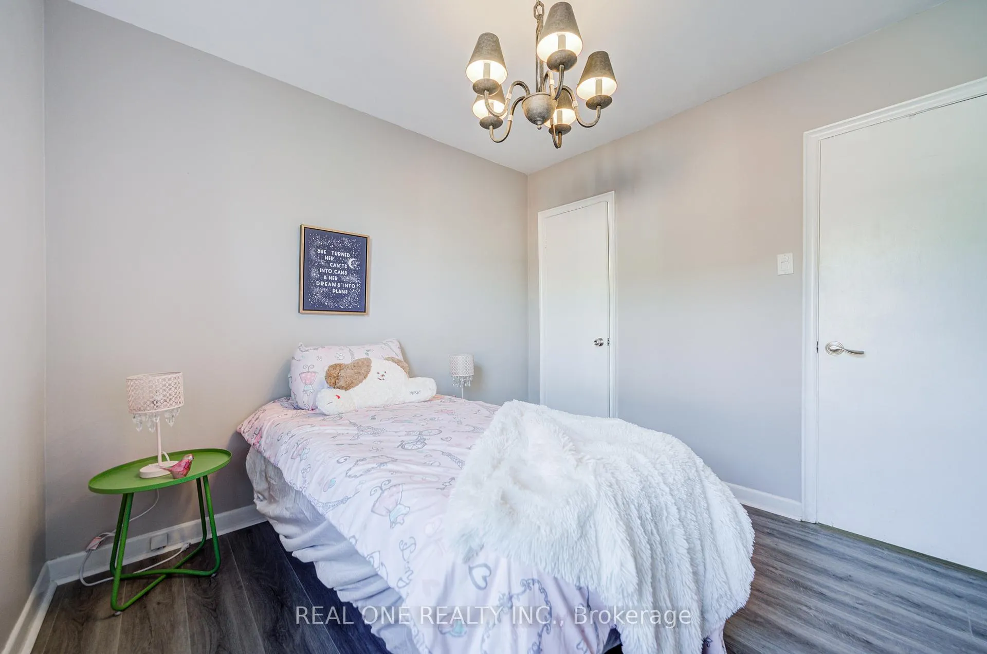 Photo 22 of 73 Farmbrook Road, Scarborough, Woburn — HOMEH