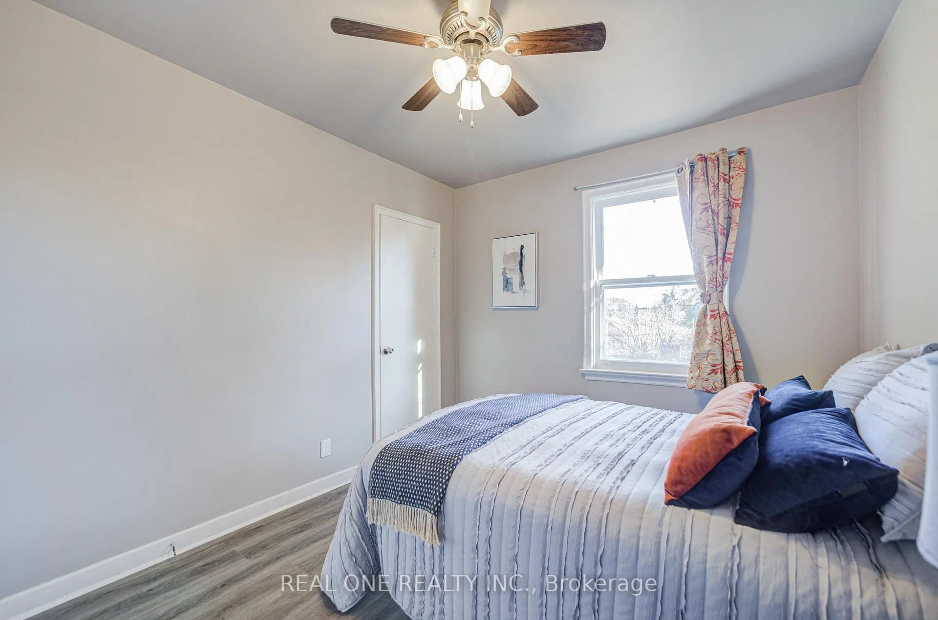Photo 24 of 73 Farmbrook Road, Scarborough, Woburn — HOMEH