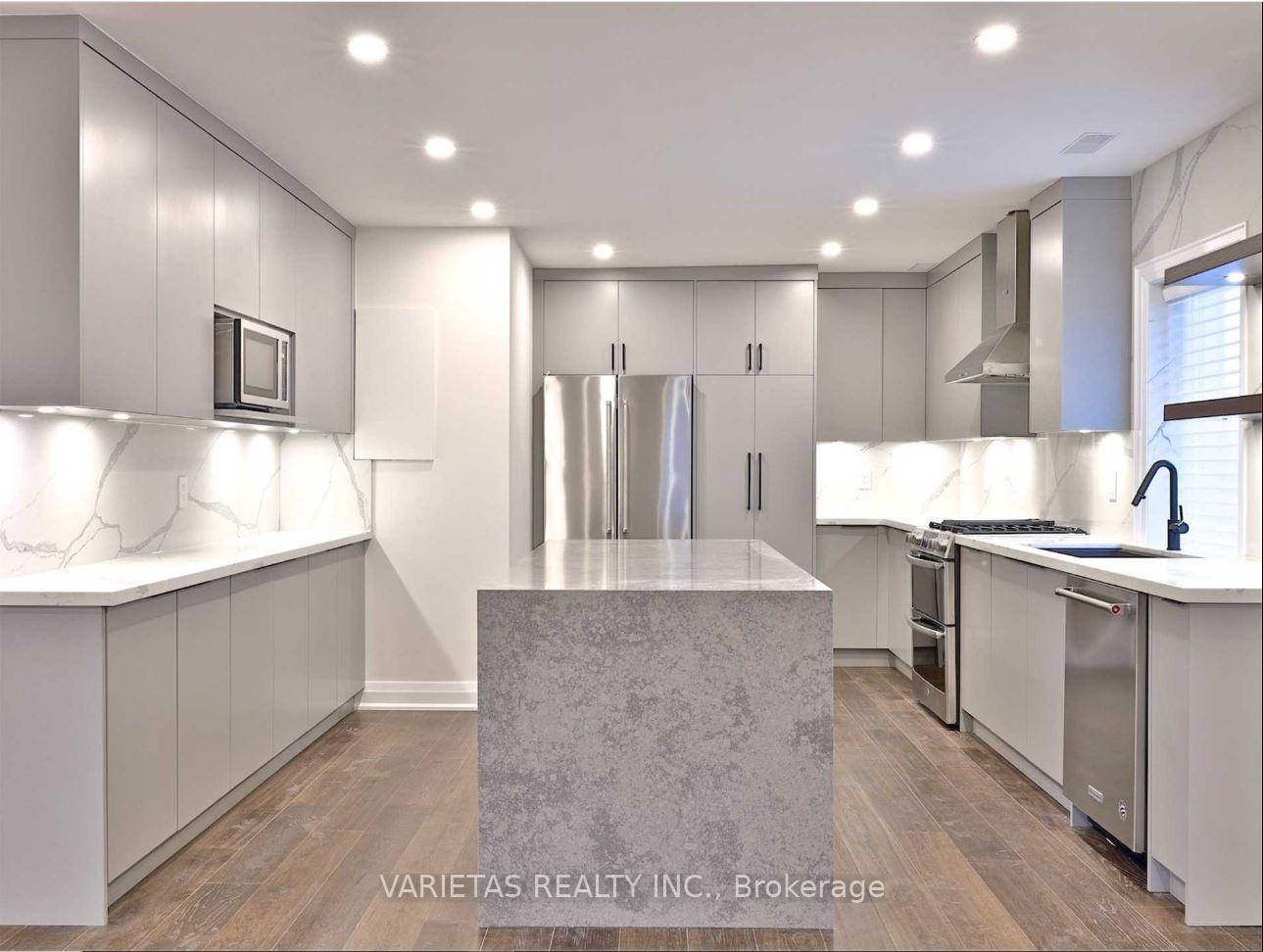 Photo 2 of Unit 2F, 62 Elmsthorpe Avenue, Toronto, Forest Hill South — HOMEH