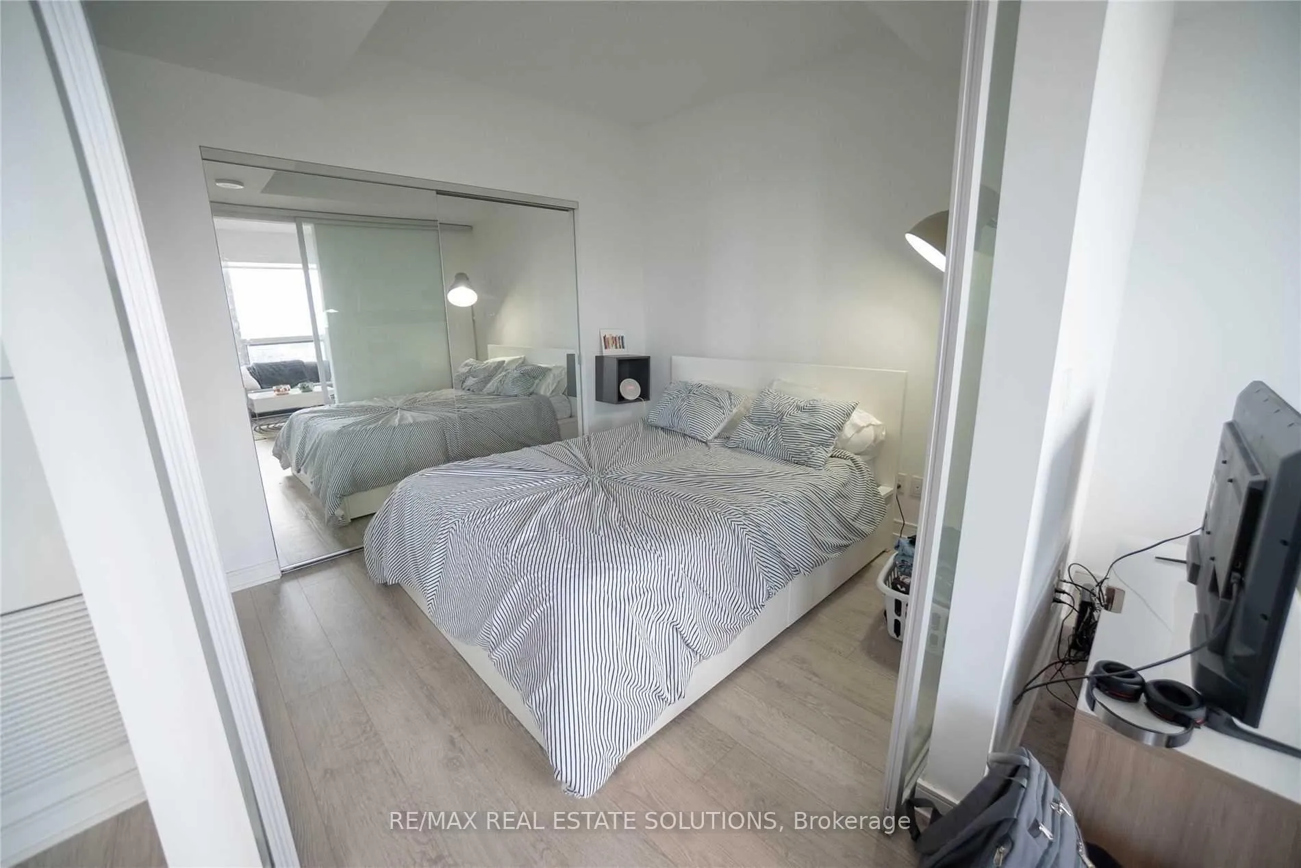 Photo 10 of Unit 2306, 88 Scott Street, Toronto, Church-Yonge Corridor — HOMEH