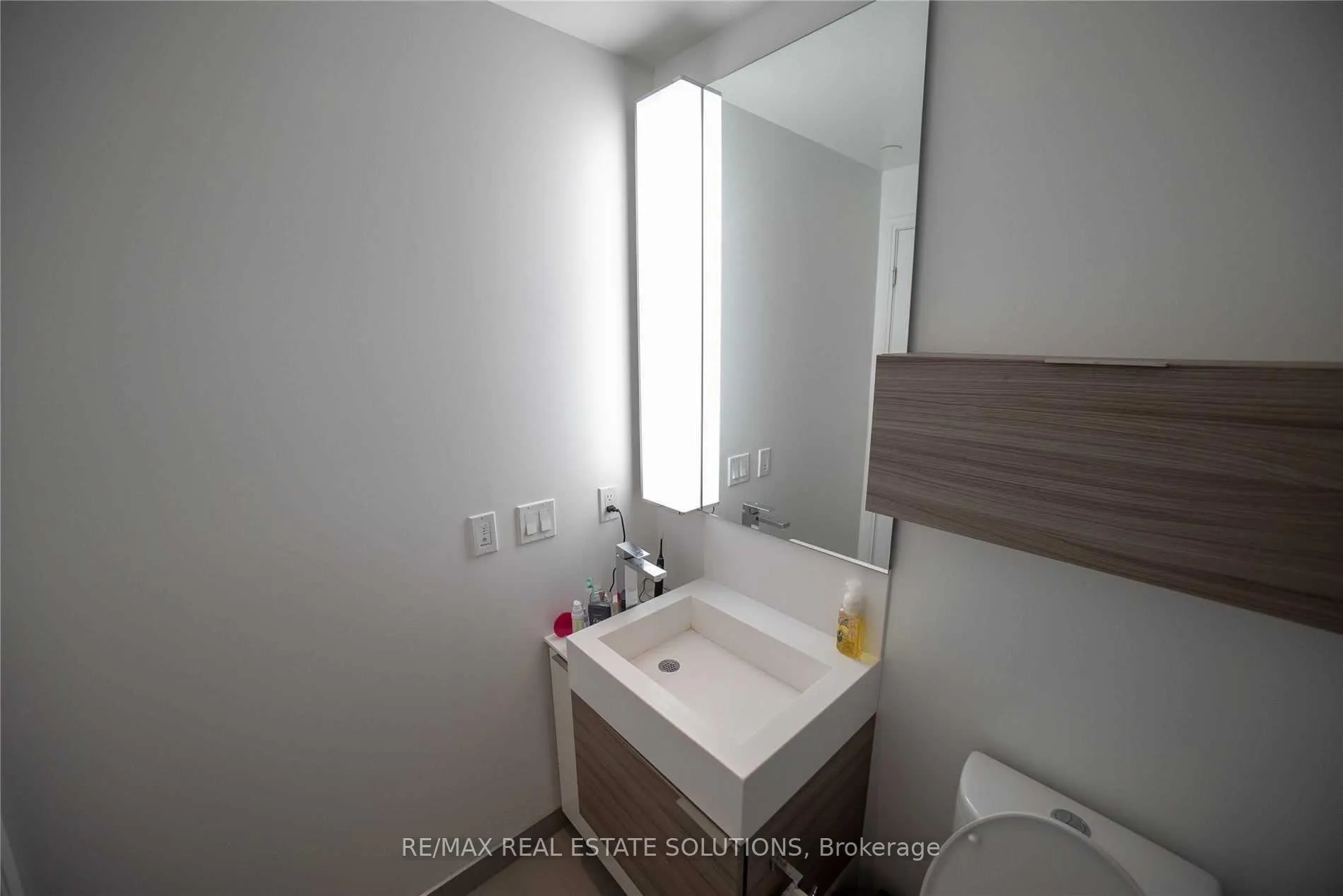 Photo 13 of Unit 2306, 88 Scott Street, Toronto, Church-Yonge Corridor — HOMEH