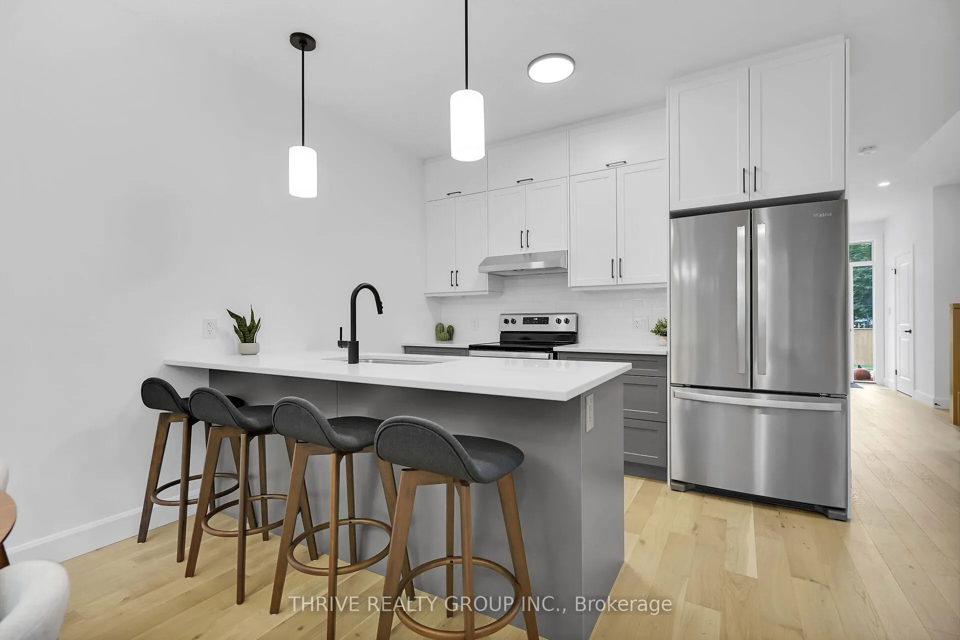 Photo 12 of Unit 10, 279 Hill Street, Central Elgin, Port Stanley — HOMEH