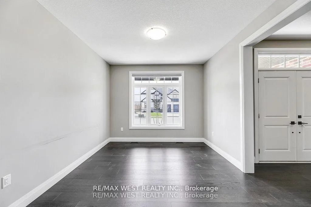 Photo 2 of 25 Greenbrier Ridge, Thames Centre, Rural Thames Centre — HOMEH