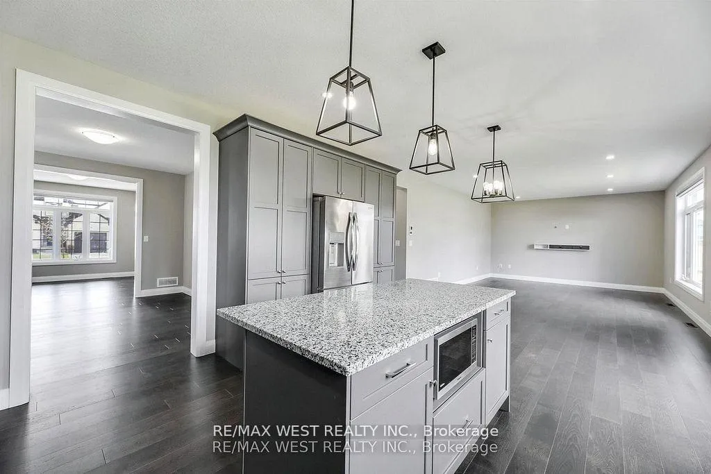 Photo 11 of 25 Greenbrier Ridge, Thames Centre, Rural Thames Centre — HOMEH